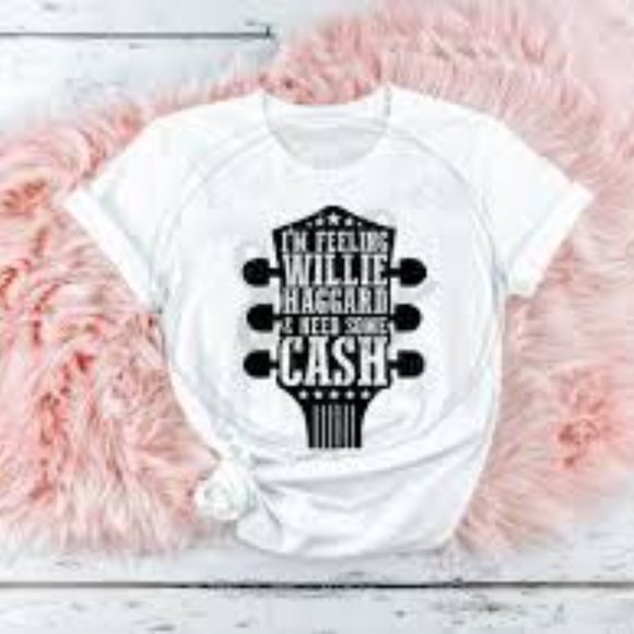 Women's graphic tees - Picture 2 of 7